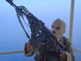 PROCURILA SNIMKA: Otkriveno kako su Iranski specijalci zaplijenili dva broda, oglasila se Bijela kuća - featured image