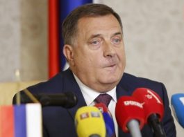 HLADAN TUŠ ZA DODIKA! Jedna objava izazvala lavinu BRUTALNIH reakcija! - featured image