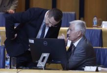 BURNO NA DOMU NARODA: Usvojeno 8 zakona, sjednica prekinuta - featured image