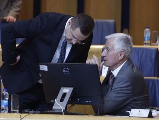 BURNO NA DOMU NARODA: Usvojeno 8 zakona, sjednica prekinuta - featured image