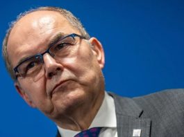 NIJEMCI OTKRILI SVE: Christian Schmidt priznao je, razlog ostavke je… NIJEMCI OTKRILI SVE: Christian Schmidt priznao je, razlog ostavke je… - featured image