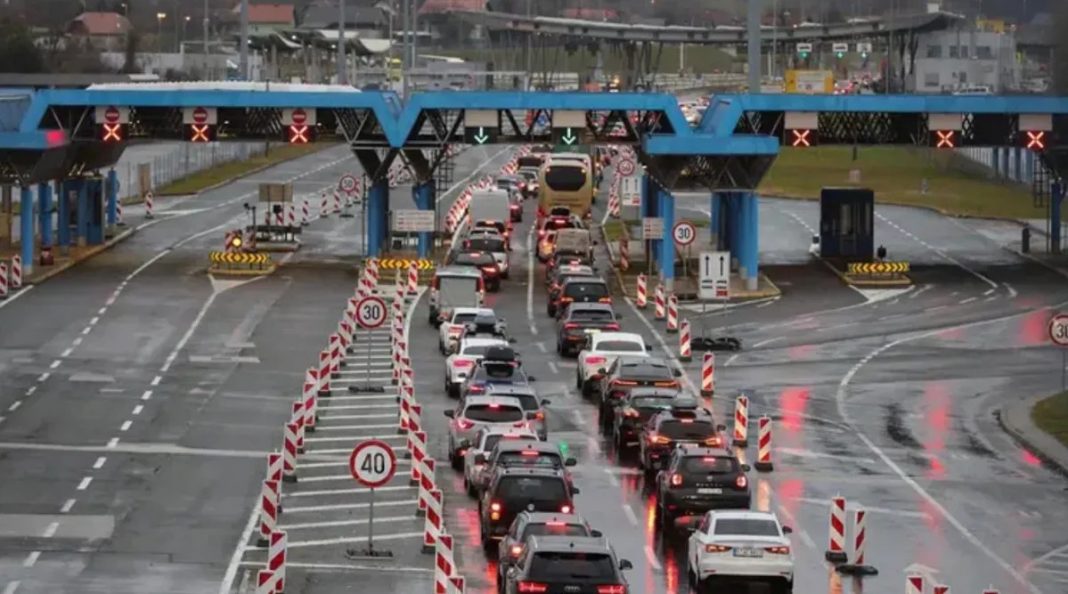 S HRVATSKE GRANICE ZA DAN VRAĆEN 3.261 PUTNIK: Objavljen glavni razlog - featured image