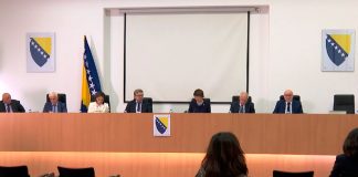 POTPISI PREDANI CIK-u: Još jedan kandidat za člana Predsjedništva BiH POTPISI PREDANI CIK-u: Još jedan kandidat za člana Predsjedništva BiH - featured image