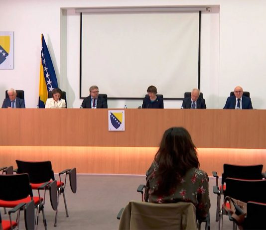 POTPISI PREDANI CIK-u: Još jedan kandidat za člana Predsjedništva BiH - featured image