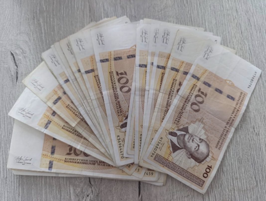 “SITUACIJA NIJE DOBRA!” Problem postaje sve veći, ugrožena je isplata penzija!? - featured image “SITUACIJA NIJE DOBRA!” Problem postaje sve veći, ugrožena je isplata penzija!? - featured image