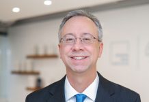 WASHINGTON IZBACIO „KAPITALCA“ ZA SCHMIDTOVOG NASLJEDNIKA: Ko je dr. William Ruger, američki obavještajac koji bi mogao preuzeti OHR WASHINGTON IZBACIO „KAPITALCA“ ZA SCHMIDTOVOG NASLJEDNIKA: Ko je dr. William Ruger, američki obavještajac koji bi mogao preuzeti OHR - featured image