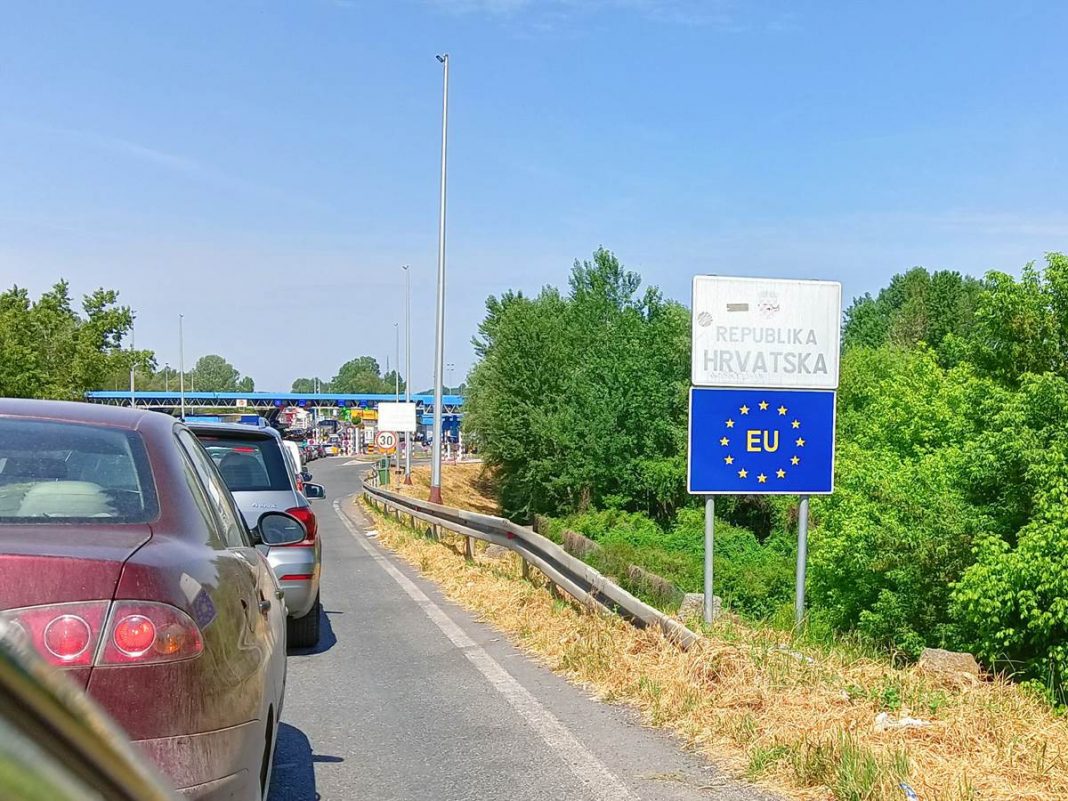 OD 1. JUNA NOVA PRAVILA! Donosena nova odluka za granice između BiH i Hrvatske! - featured image OD 1. JUNA NOVA PRAVILA! Donosena nova odluka za granice između BiH i Hrvatske! - featured image