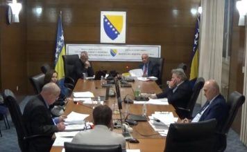 BURA NA SJEDNICI CIK-A BiH: Ovjerena prijava Milorada Dodika, jedan glas protiv BURA NA SJEDNICI CIK-A BiH: Ovjerena prijava Milorada Dodika, jedan glas protiv - featured image