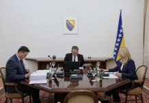 BURA NA SJEDNICI PREDSJEDNIŠTVA: Komšić glasao protiv BURA NA SJEDNICI PREDSJEDNIŠTVA: Komšić glasao protiv - featured image