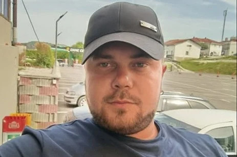 Tužilaštvo USK se oglasilo o ubistvu kod Velike Kladuše, osumnjičeni iza rešetaka - featured image Tužilaštvo USK se oglasilo o ubistvu kod Velike Kladuše, osumnjičeni iza rešetaka - featured image