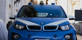 Tragedija koja para srce: Djevojčica iz BiH poginula nakon stravičnog udara automobila Tragedija koja para srce: Djevojčica iz BiH poginula nakon stravičnog udara automobila - featured image