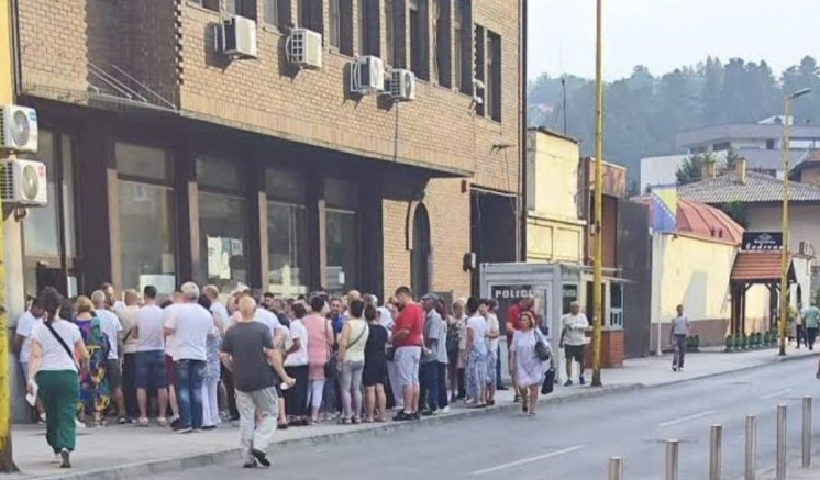 KRAJ ČEKANJU U REDOVIMA? Stižu velike promjene za građane BiH - featured image KRAJ ČEKANJU U REDOVIMA? Stižu velike promjene za građane BiH - featured image
