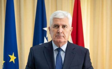 ČOVIĆ OTKRIO KARTE: “OHR se mora ugasiti, a Hrvati u BiH imaju mnogo manje prava nego što…” ČOVIĆ OTKRIO KARTE: “OHR se mora ugasiti, a Hrvati u BiH imaju mnogo manje prava nego što…” - featured image