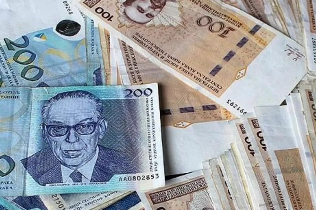 PENZIONERIMA U FBiH STIŽE VEĆA UPLATA: Ministar Delić tvrdi da posljednje povećanje nije konačno - featured image PENZIONERIMA U FBiH STIŽE VEĆA UPLATA: Ministar Delić tvrdi da posljednje povećanje nije konačno - featured image