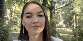 Učiteljica Fatima Kurtić dobila otkaz zbog podrške Palestini Učiteljica Fatima Kurtić dobila otkaz zbog podrške Palestini - featured image