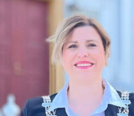 Kao djevojčica iz Bosne stigla je bez ičega: Danas vodi jedan od najljepših gradova Norveške Kao djevojčica iz Bosne stigla je bez ičega: Danas vodi jedan od najljepših gradova Norveške - featured image