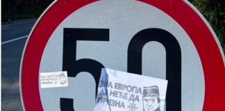 NOVA SRAMNA PROVOKACIJA U RS-u: Pogledajte poruke koje su osvanule na saobraćajnim znakovima, policija šuti (FOTO) - featured image