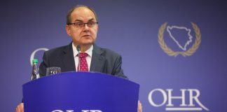 Schmidt otkrio pravi razlog zašto nije smijenio Dodika i šta misli o optužbama da pomaže HDZ-u! - featured image