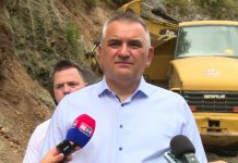 SAVO MINIĆ SE PRAVI LUD: Pogledajte kako je odgovorio na pitanje o smjeni Nedeljka Eleka (VIDEO) SAVO MINIĆ SE PRAVI LUD: Pogledajte kako je odgovorio na pitanje o smjeni Nedeljka Eleka (VIDEO) - featured image