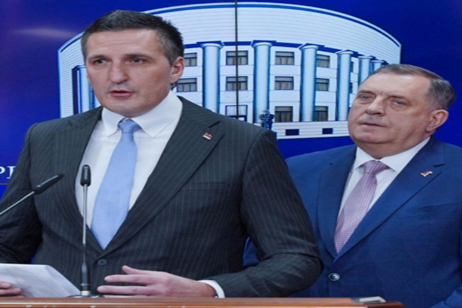 OTKRIVENE NOVE AFERE KOJE TRESU RS: Nataša Miljanović Zubac šokirala javnost detaljima o Nedeljku Eleku, a na udaru su i Staša Košarac te Milorad Dodik - featured image OTKRIVENE NOVE AFERE KOJE TRESU RS: Nataša Miljanović Zubac šokirala javnost detaljima o Nedeljku Eleku, a na udaru su i Staša Košarac te Milorad Dodik - featured image