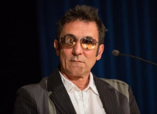 ĐURO OBJAVIO SVOJE VIĐENJE ONOGA ŠTA NAS ČEKA: “Uzet će nam zemlju, sjeme i proizvodnju vlastite hrane” ĐURO OBJAVIO SVOJE VIĐENJE ONOGA ŠTA NAS ČEKA: “Uzet će nam zemlju, sjeme i proizvodnju vlastite hrane” - featured image