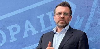 Pripadnici SIPA-e priveli Zvjezdana Misimovića. Na ispitivanju zbog sumnje u pranje novca i isplata pozamašnih premija Pripadnici SIPA-e priveli Zvjezdana Misimovića. Na ispitivanju zbog sumnje u pranje novca i isplata pozamašnih premija - featured image