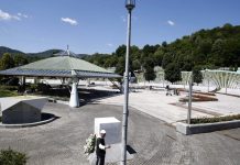 OZBILJAN UDAR NA INSTITUCIJE BiH: Žestoka reakcija udruženja žrtava nakon saslušanja saradnika Memorijalnog centra, traže hitnu istragu OZBILJAN UDAR NA INSTITUCIJE BiH: Žestoka reakcija udruženja žrtava nakon saslušanja saradnika Memorijalnog centra, traže hitnu istragu - featured image