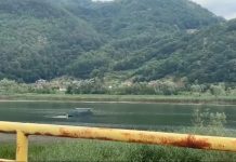 Sramotna provokacija nakon komemoracije u Potočarima Sramotna provokacija nakon komemoracije u Potočarima - featured image