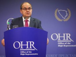 Schmidt otkrio zašto nije smijenio Dodika i odgovorio na optužbe o HDZ-u - featured image