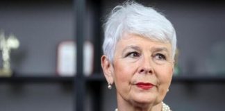 JADRANKA KOSOR UDARA U GLAVU ČOVIĆEVE ŠOVINISTE: “Poljak, iz katoličke zemlje, a paraziti su mislili politički parazitirati na vandalizmu u Međugorju” JADRANKA KOSOR UDARA U GLAVU ČOVIĆEVE ŠOVINISTE: “Poljak, iz katoličke zemlje, a paraziti su mislili politički parazitirati na vandalizmu u Međugorju” - featured image