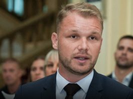 POLITIČKI ZEMLJOTRES U BANJALUCI: Stanivuković donio odluku koja je podigla Republiku Srpsku na noge! POLITIČKI ZEMLJOTRES U BANJALUCI: Stanivuković donio odluku koja je podigla Republiku Srpsku na noge! - featured image