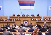 NSRS usvojila zakon: Zatvorska kazna zbog zastave Armije RBiH NSRS usvojila zakon: Zatvorska kazna zbog zastave Armije RBiH - featured image