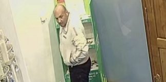 MISLIO JE DA ĆE POBJEĆI: Lopov ukrao obuću u džamiji, sustigao ga bivši fudbaler i vatrogasac - featured image