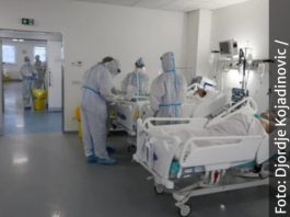 DJEVOJKA (18) NA LJETOVANJU DOBILA OPASNU BAKTERIJU: Sve je počelo običnim kašljem, sada se bori za život - featured image