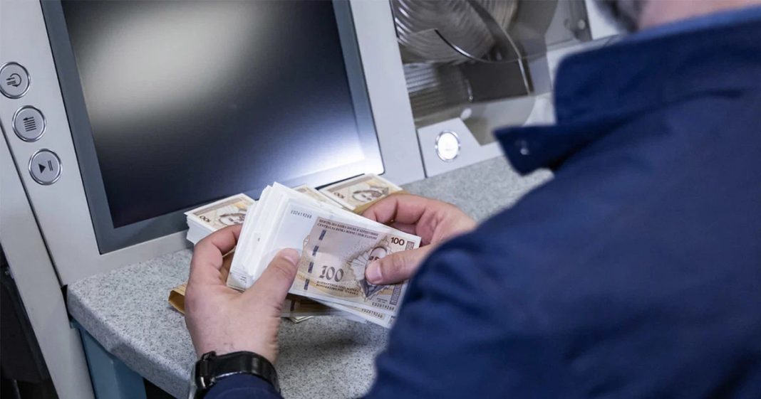 “Više novca na računima”: Julske penzije u FBiH biće uvećane. Najavljeno povećanje i u septembru - featured image