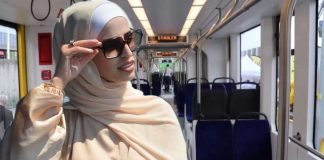 PALA SAM U NESVIJEST KAD SAM VIDJELA SINA KRVAVE GLAVE Mahira Hajdarpašić nakon napada u tramvaju PALA SAM U NESVIJEST KAD SAM VIDJELA SINA KRVAVE GLAVE Mahira Hajdarpašić nakon napada u tramvaju - featured image