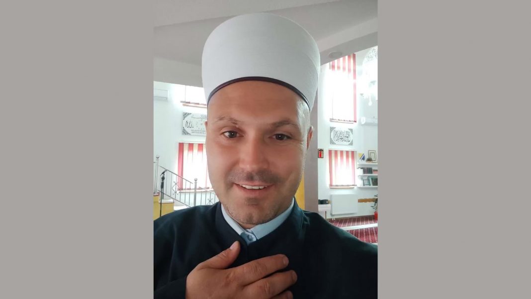 Zeničanin pretukao hodžu nakon upozorenja o neracionalnoj potrošnji vode - featured image Zeničanin pretukao hodžu nakon upozorenja o neracionalnoj potrošnji vode - featured image