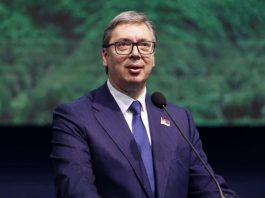 ZAPALJIVE PORUKE ALEKSANDRA VUČIĆA: “Ničija nije gorjela do zore, ne postoje bosanski Srbi, svi smo mi samo Srbi!” - featured image