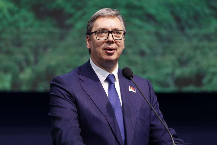 ZAPALJIVE PORUKE ALEKSANDRA VUČIĆA: “Ničija nije gorjela do zore, ne postoje bosanski Srbi, svi smo mi samo Srbi!” - featured image ZAPALJIVE PORUKE ALEKSANDRA VUČIĆA: “Ničija nije gorjela do zore, ne postoje bosanski Srbi, svi smo mi samo Srbi!” - featured image