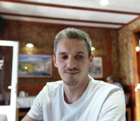 KOD KUĆE JE NAJBOLJE: Nakon deset godina vratio se u BiH, posao je došao iznenada KOD KUĆE JE NAJBOLJE: Nakon deset godina vratio se u BiH, posao je došao iznenada - featured image