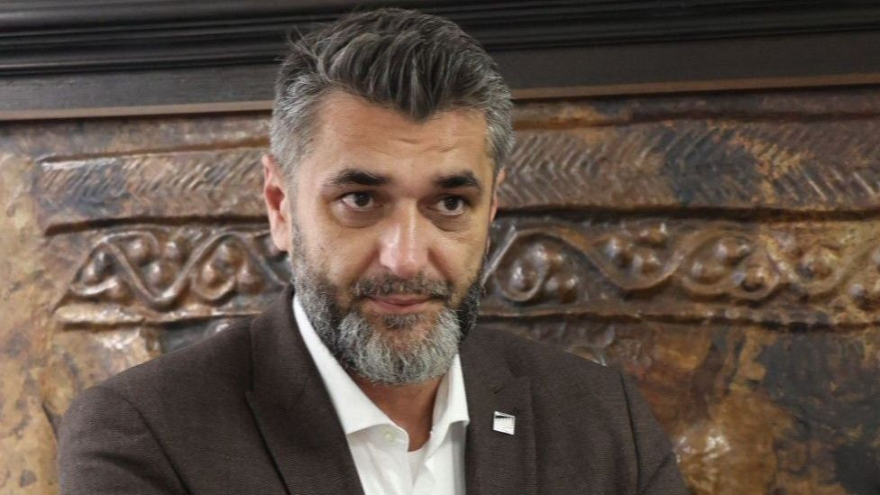 Suljagić razotkrio plan o upadu specijalnih jedinica u MC Potočari! - featured image Suljagić razotkrio plan o upadu specijalnih jedinica u MC Potočari! - featured image