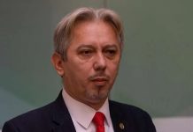 U STRAHU OD PORAZA: HSP traži zabranu izlaska DF-u na izbore zbog slogana “Građanska, zemlja ljiljana” - featured image