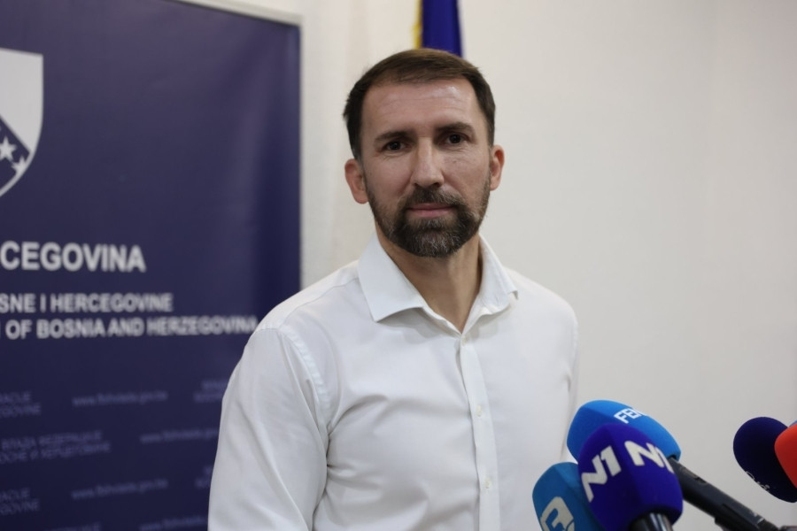 “VELIKO” POVEĆANJE KOJE TO NIJE: Evo koliko tačno raste najniža penzija u FBiH - featured image “VELIKO” POVEĆANJE KOJE TO NIJE: Evo koliko tačno raste najniža penzija u FBiH - featured image