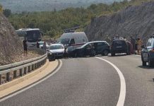 Teška saobraćajna nesreća na putu Stolac – Neum: Sudarilo se više vozila, ima povrijeđenih Teška saobraćajna nesreća na putu Stolac – Neum: Sudarilo se više vozila, ima povrijeđenih - featured image