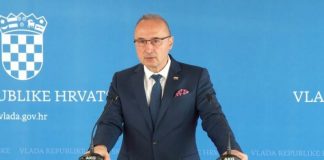ZAGREB NE ODUSTAJE OD PLANOVA: “Hrvatska izborna jedinica nije nikakva hereza”, Grlić Radman otvoreno najavio pritiske na SAD i EU ZAGREB NE ODUSTAJE OD PLANOVA: “Hrvatska izborna jedinica nije nikakva hereza”, Grlić Radman otvoreno najavio pritiske na SAD i EU - featured image