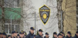 BEZ MILOSTI ZA PROVOKATORE: Kadet MUP-a HNK koji je veličao zločinca Mladića otjeran s policijske Akademije u Sarajevu BEZ MILOSTI ZA PROVOKATORE: Kadet MUP-a HNK koji je veličao zločinca Mladića otjeran s policijske Akademije u Sarajevu - featured image