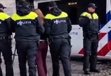 UZVIKNULA „FREE PALESTINE“, POLICIJA JE ODMAH PRIVELA: „Je li ovo demokratija u Evropi?” - featured image