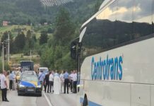 INCIDENT O KOJEM SVI PRIČAJU: Objavljen snimak udesa i tučnjave na putu Sarajevo – Sokolac (VIDEO) - featured image