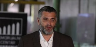 „HOĆE DA ME STRPAJU U ZATVOR“: Suljagić tvrdi da je Memorijalni centar postao meta „HOĆE DA ME STRPAJU U ZATVOR“: Suljagić tvrdi da je Memorijalni centar postao meta - featured image