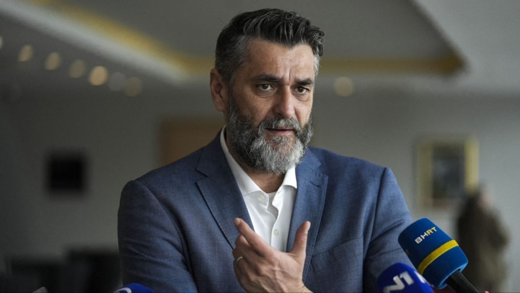 Suljagić žestoko odgovorio Dodiku: „Cilj je izbrisati genocid i poniziti preživjele“ - featured image